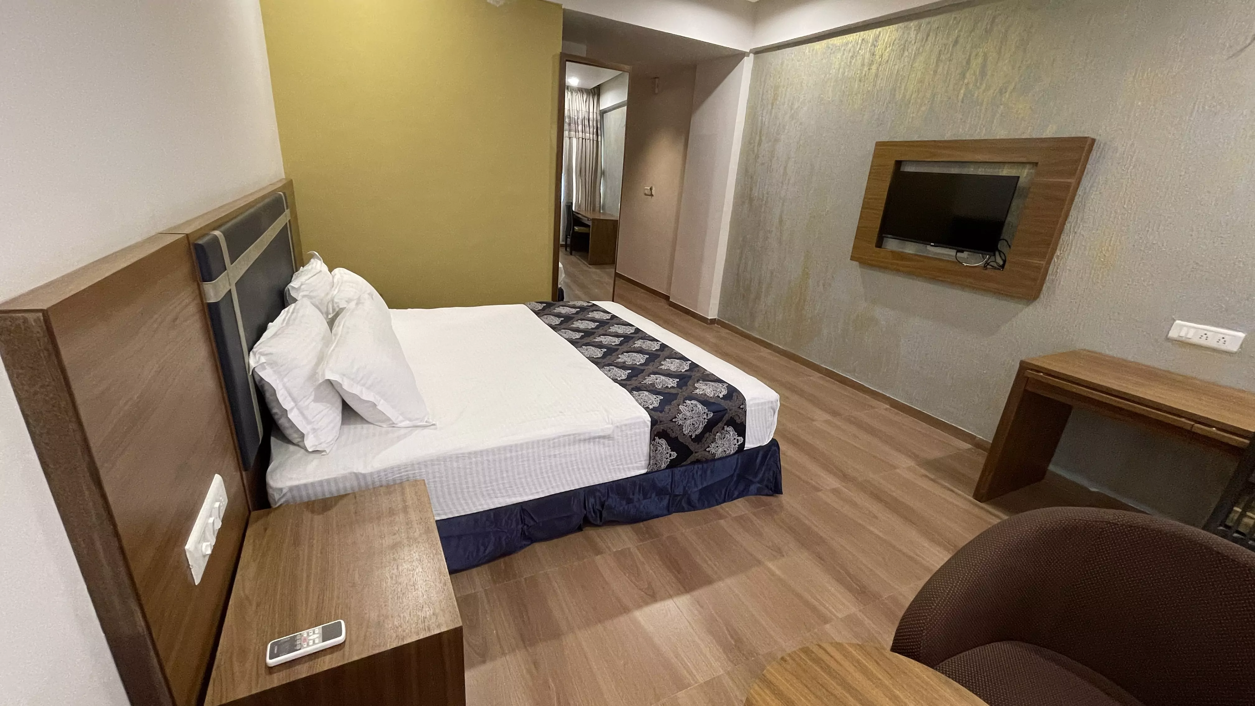 Executive Bedroom